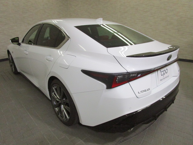 IS30020260604